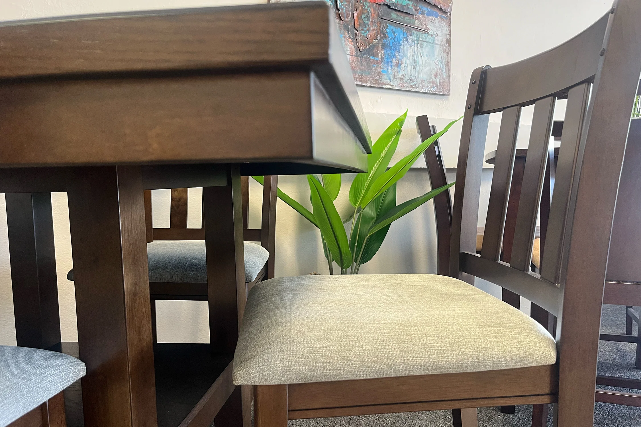 Mesa De Comedor "Counter Height" con 4 Taburetes - Image 6