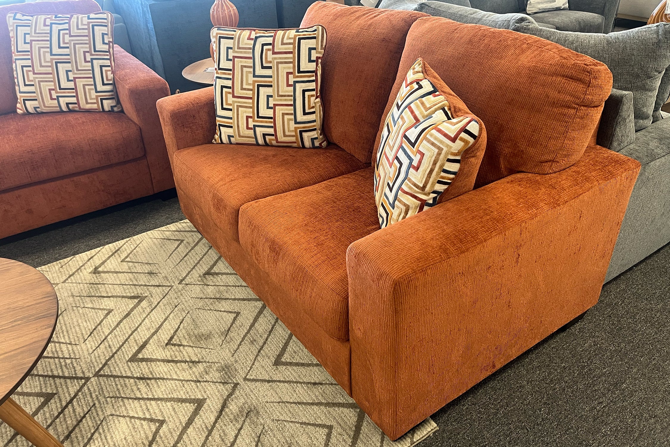 Aviemore Sofá & Loveseat - Image 11