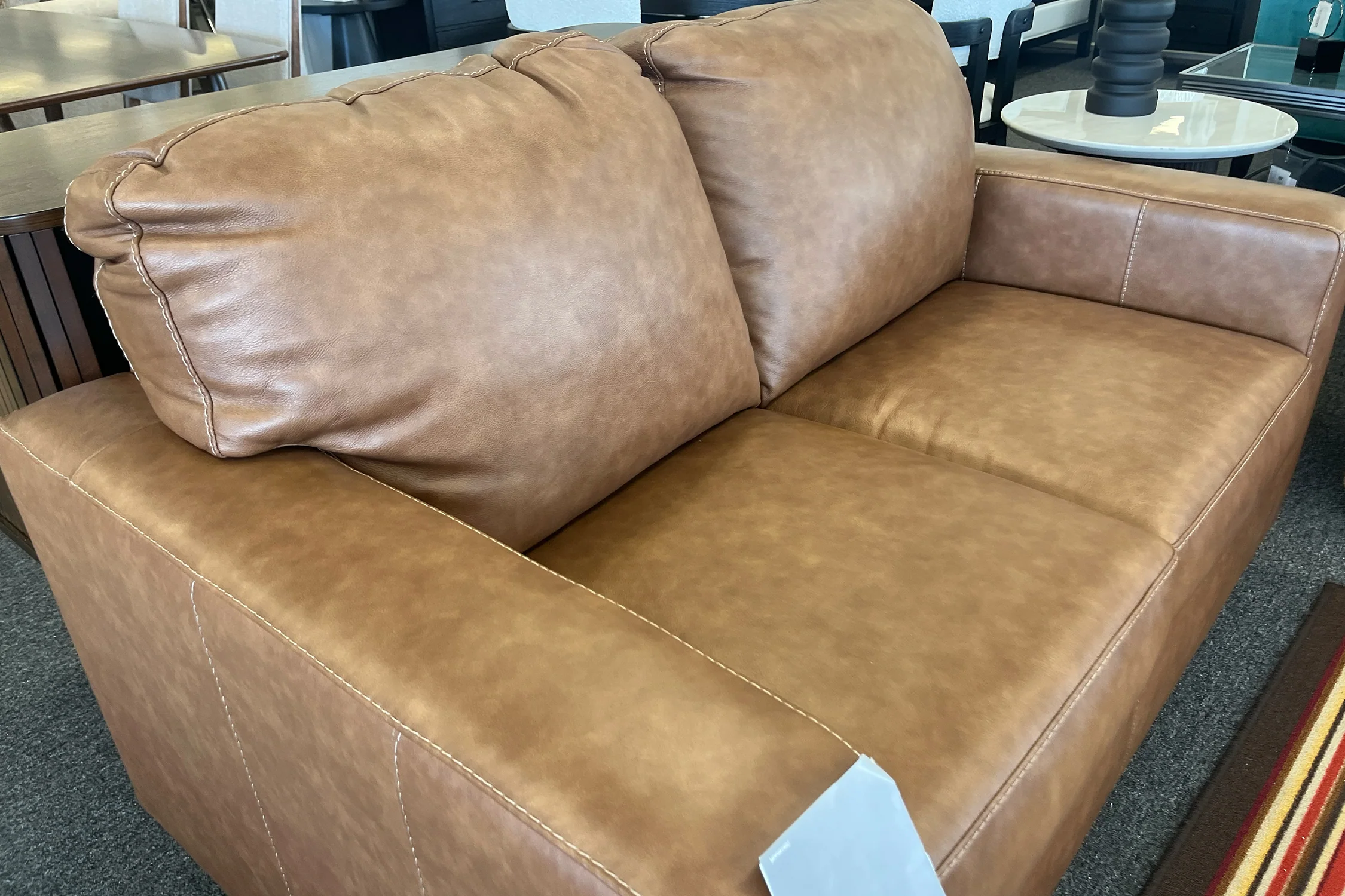 Bolsena Sofá & Loveseat - Image 11