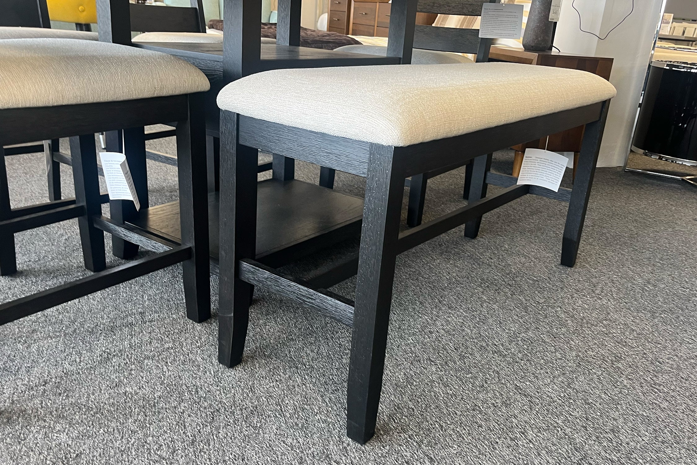 Bayamon Mesa de Comedor "Counter Height" con 4 Taburetes& Bench - Image 10
