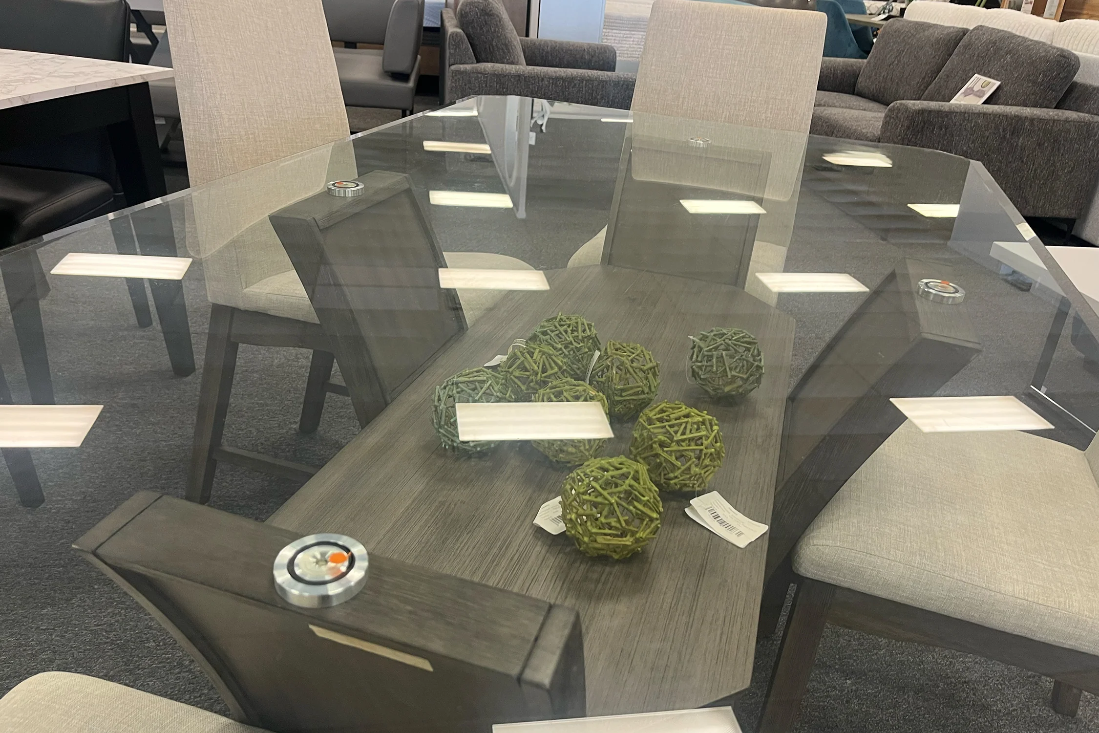 Dapper Mesa de Comedor Rectangular con 4 Sillas - Image 11