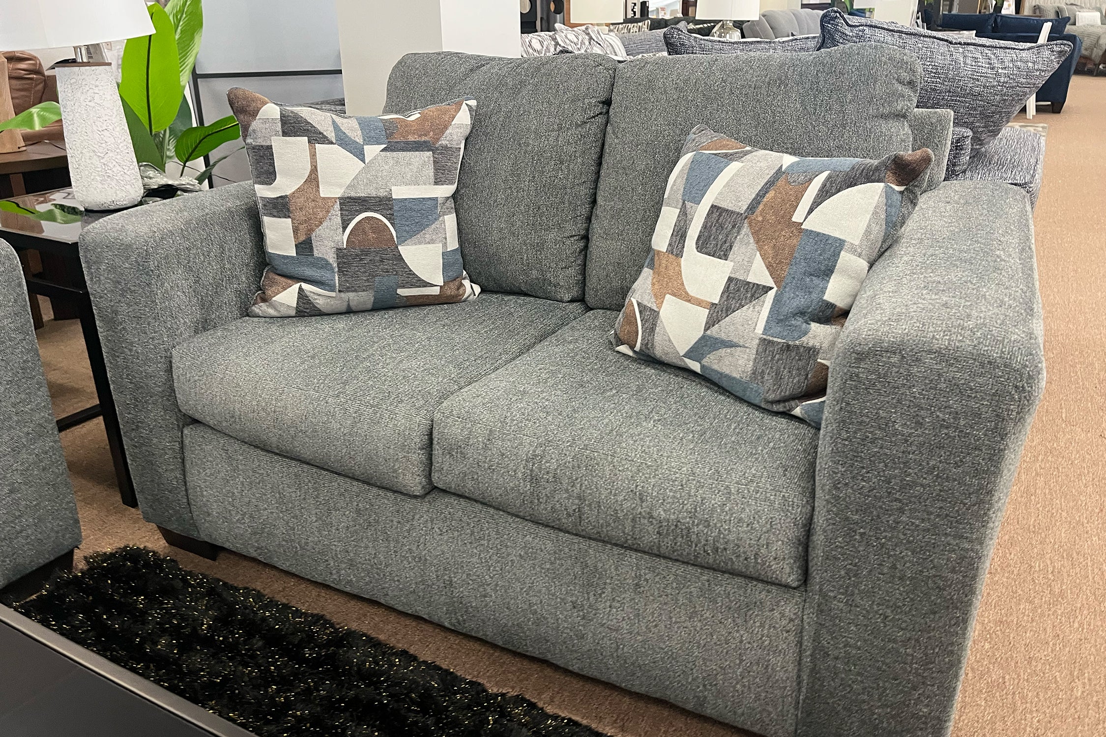 Ducal Sofá & Loveseat - Image 7