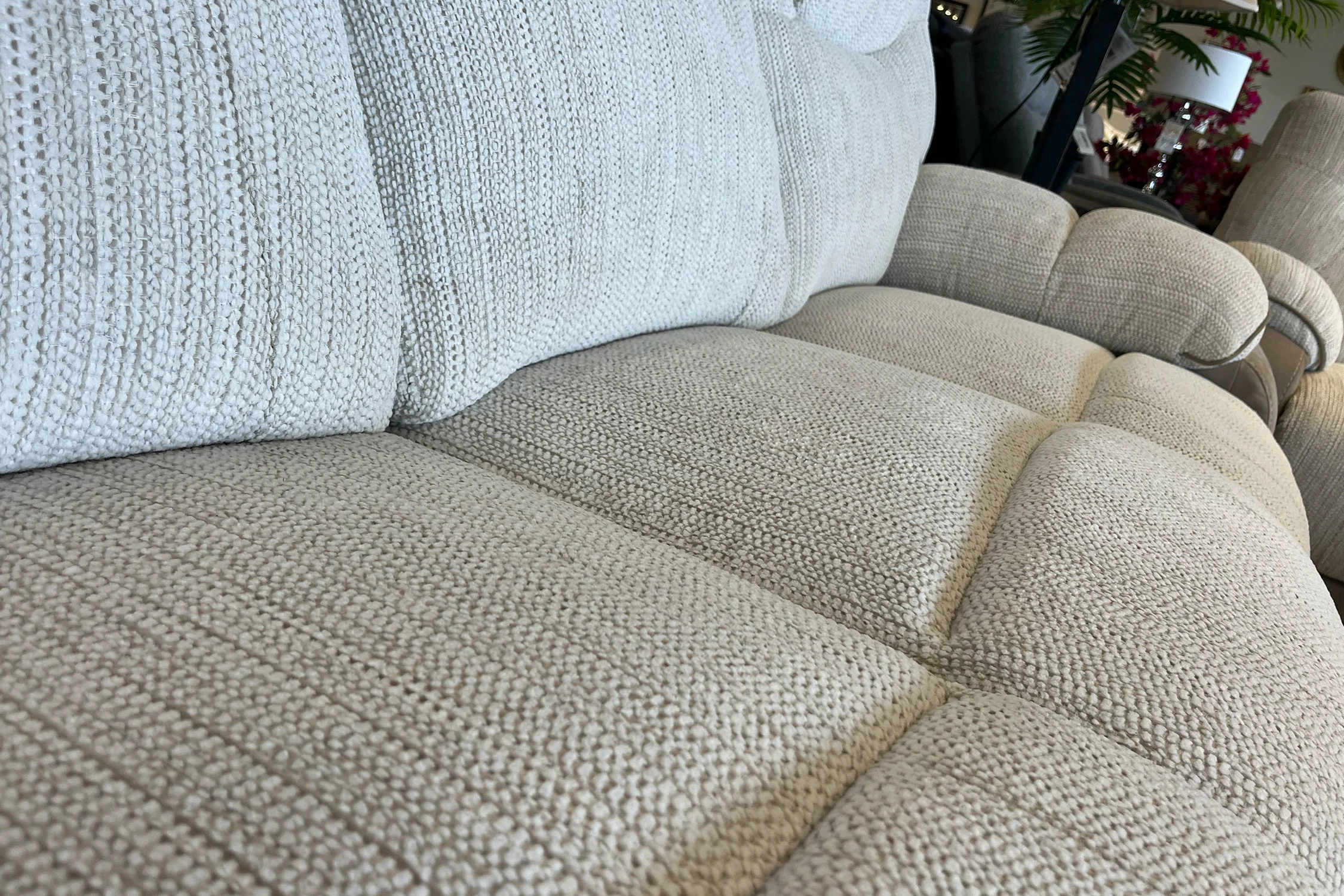 Hallie Sofá & Loveseat Reclinable - Image 9