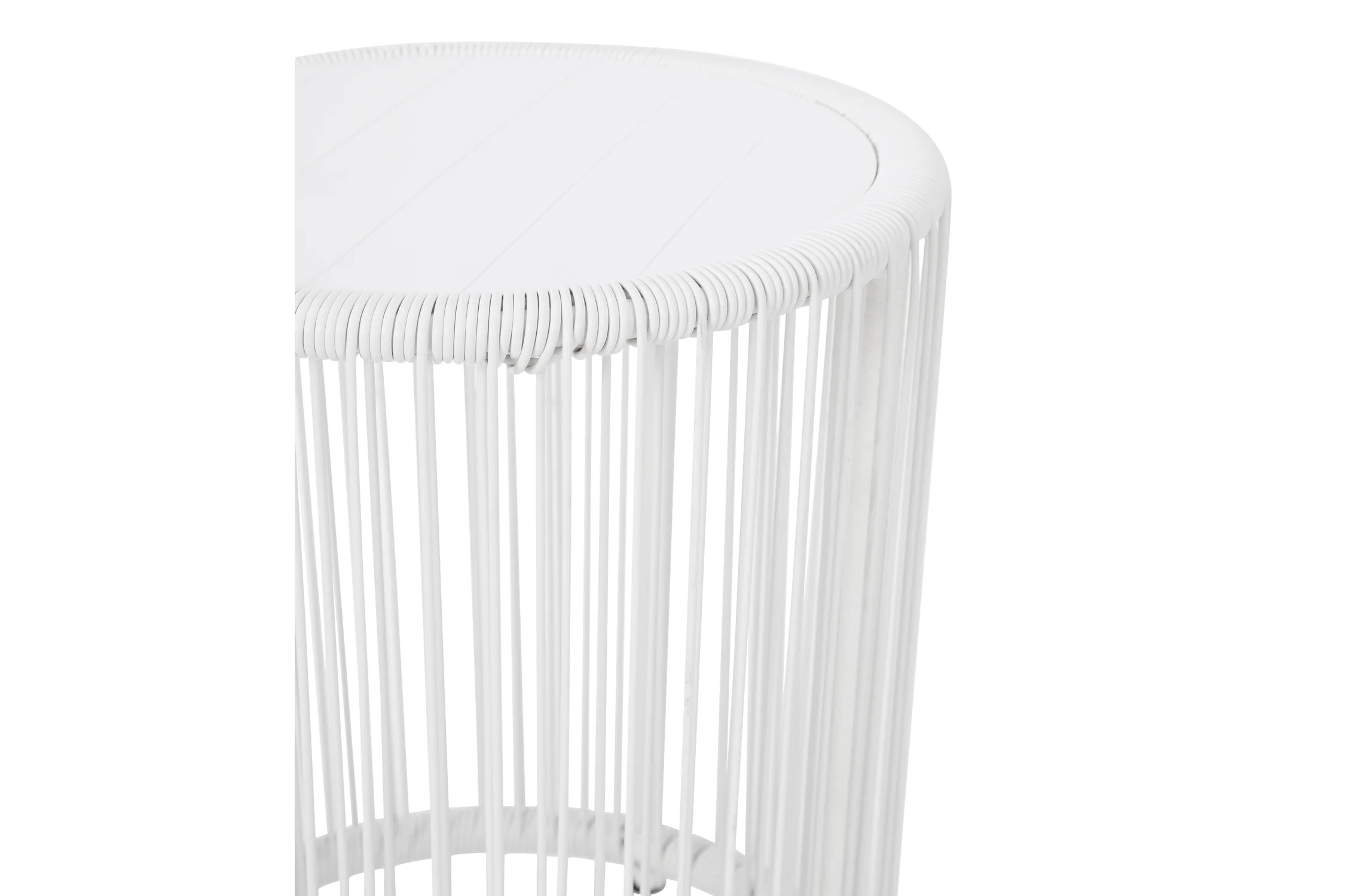 Mandarin Cape Sillas de Exterior con Mesa de Centro - Image 9