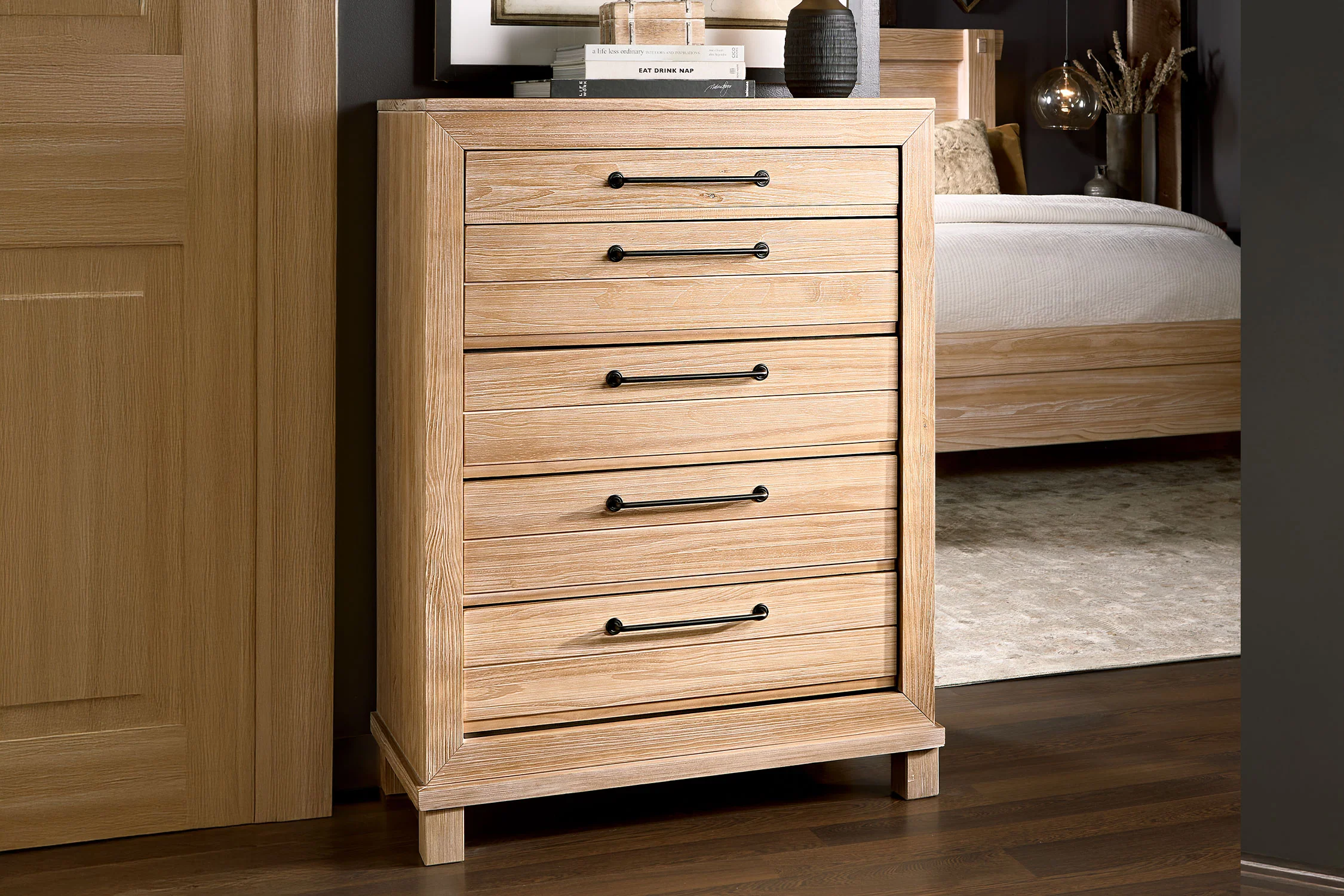 Sturdy Chest - Image 2